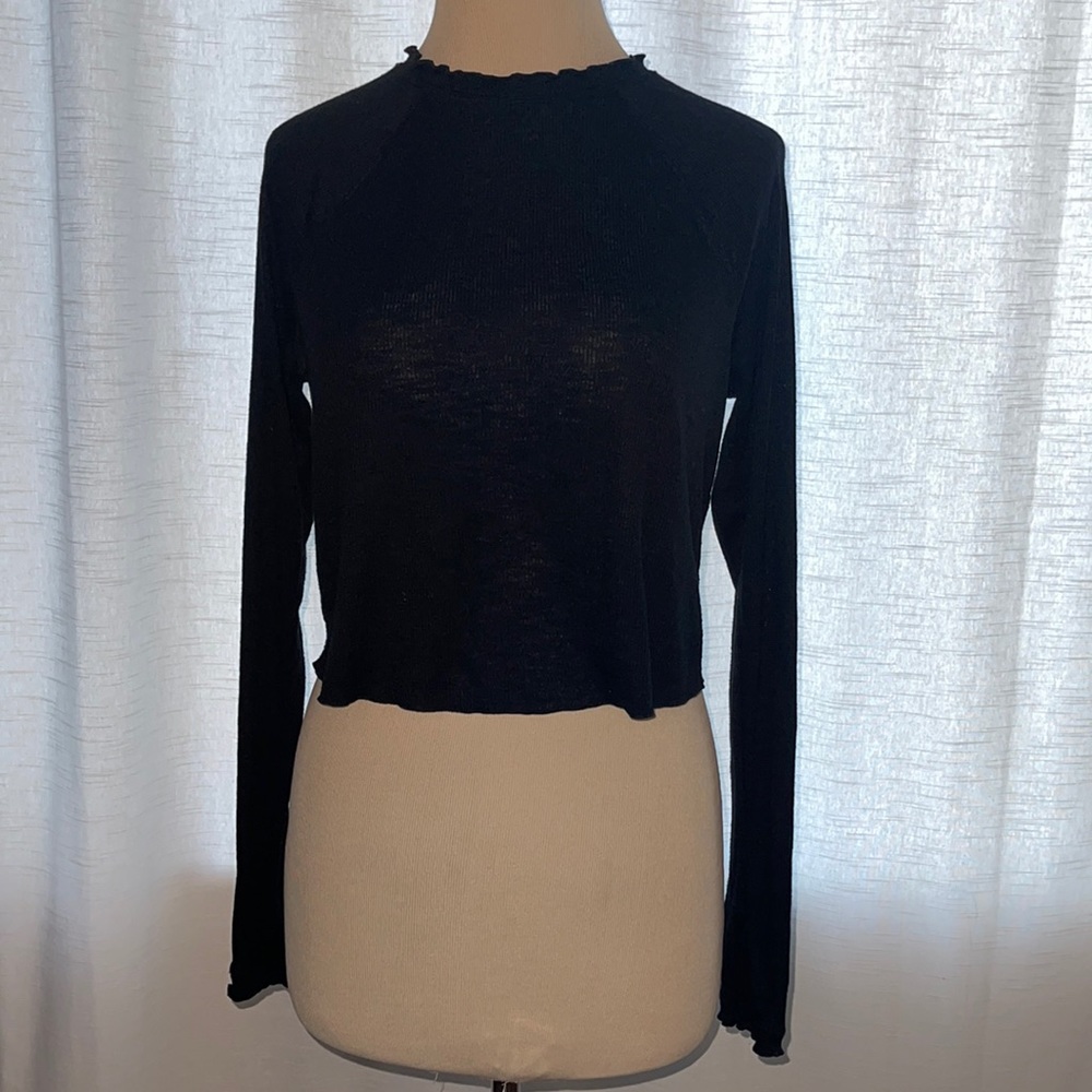 FP MOVEMENT SIZE MEDIUM LONG SLEEVE CROP TOP